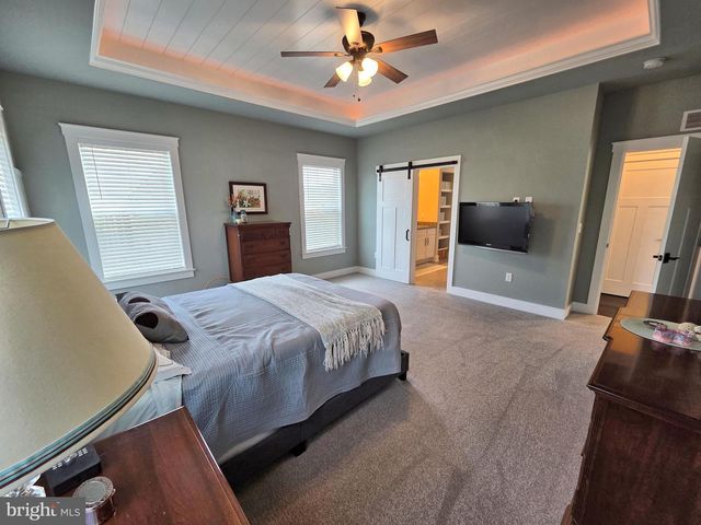 1071 VALLEY CROSSING DR, Lititz, PA 17543