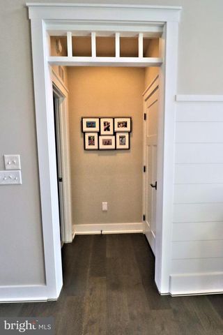 1071 VALLEY CROSSING DR, Lititz, PA 17543