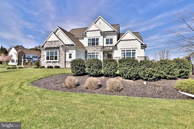 1071 VALLEY CROSSING DR, Lititz, PA 17543
