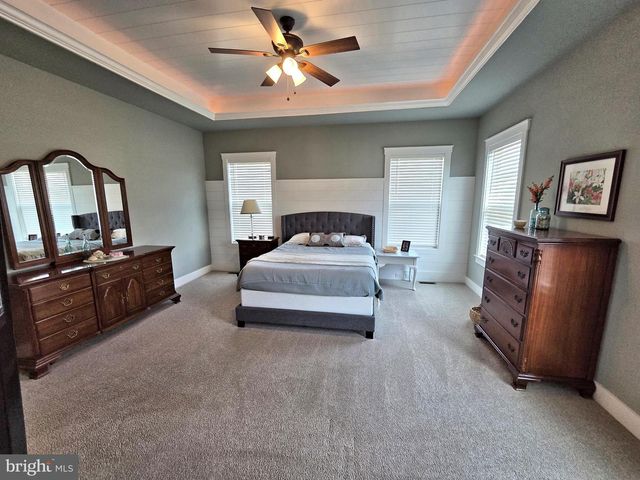 1071 VALLEY CROSSING DR, Lititz, PA 17543