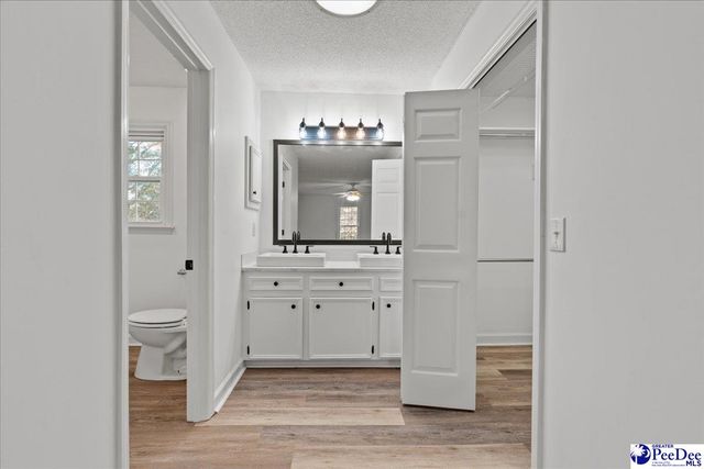 3207 Lakeshore Drive, Florence, SC 29501