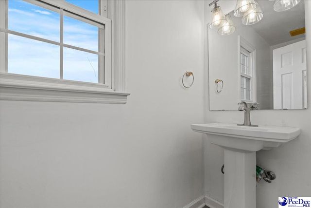 3207 Lakeshore Drive, Florence, SC 29501