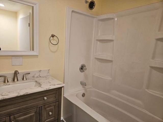 31125 Goldeneye Lane, Bonanza, OR 97623