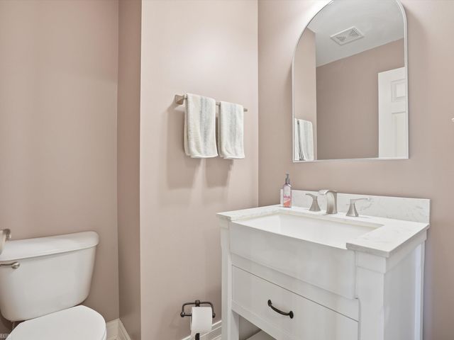 49570 Crusader Drive, Macomb Twp, MI 48044