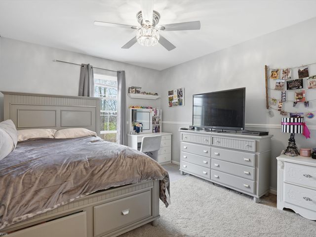 49570 Crusader Drive, Macomb Twp, MI 48044