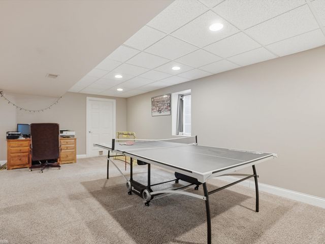 49570 Crusader Drive, Macomb Twp, MI 48044