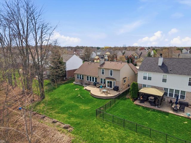 49570 Crusader Drive, Macomb Twp, MI 48044