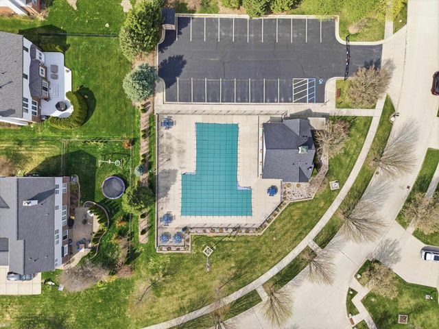 49570 Crusader Drive, Macomb Twp, MI 48044