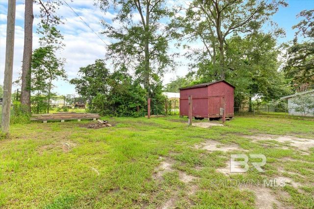 112 E Hurricane Road, Bay Minette, AL 36507