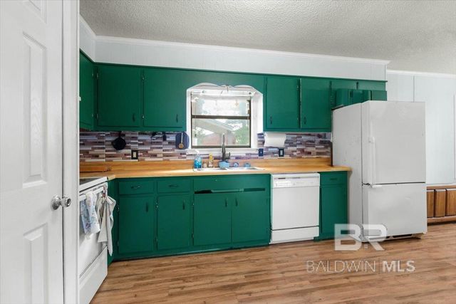 112 E Hurricane Road, Bay Minette, AL 36507