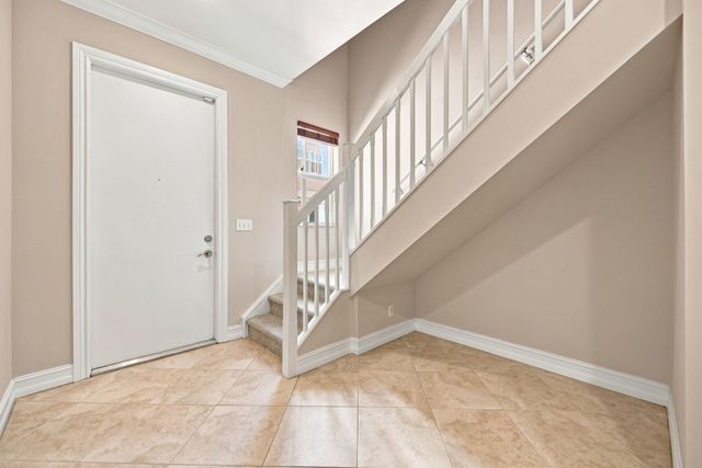 3434 NE 13TH Avenue, Oakland Park, FL 33334