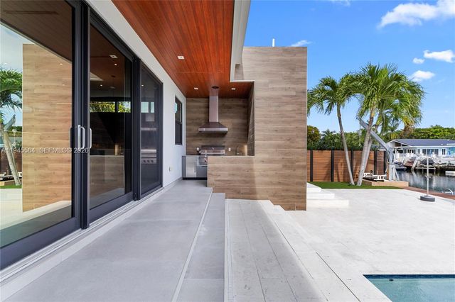 12911 Oleander Rd, North Miami, FL 33181