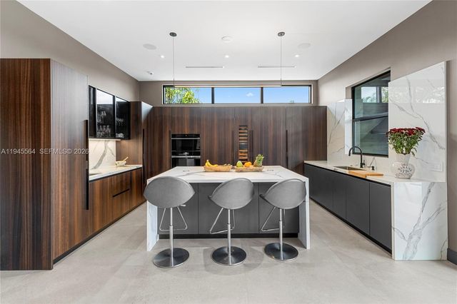 12911 Oleander Rd, North Miami, FL 33181