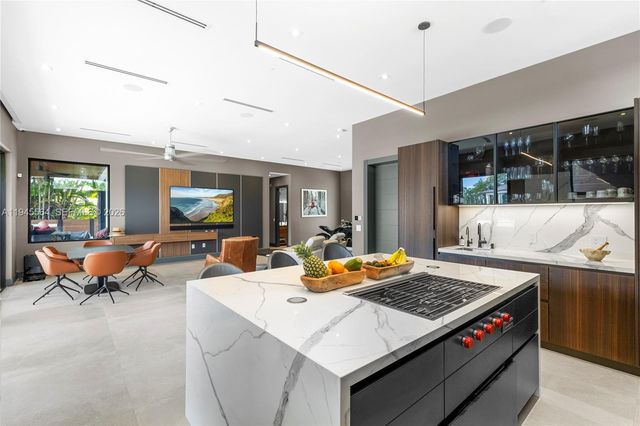 12911 Oleander Rd, North Miami, FL 33181