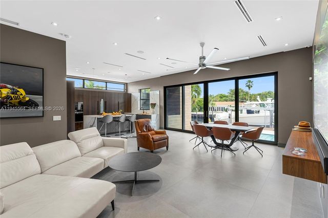 12911 Oleander Rd, North Miami, FL 33181