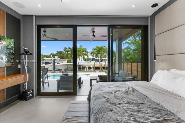 12911 Oleander Rd, North Miami, FL 33181