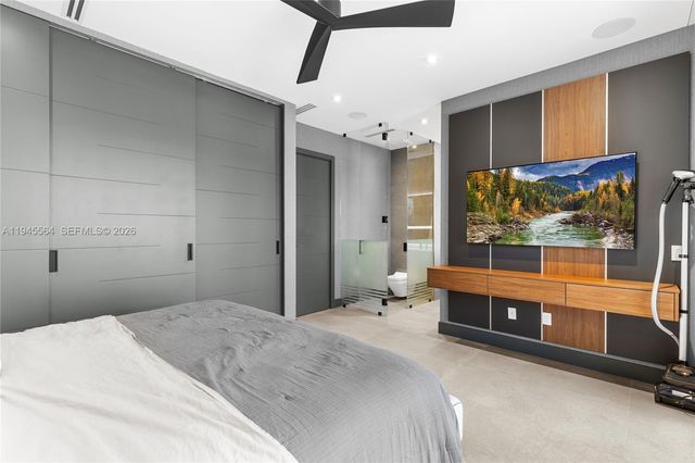 12911 Oleander Rd, North Miami, FL 33181