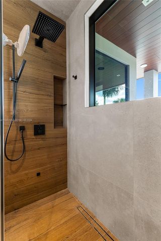 12911 Oleander Rd, North Miami, FL 33181