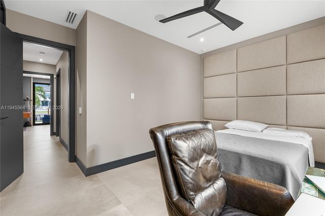 12911 Oleander Rd, North Miami, FL 33181