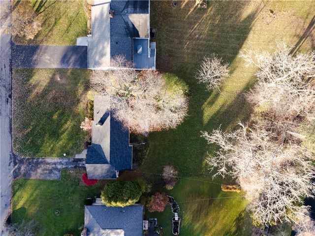 32 Valley Brook Road, Penfield, NY 14526