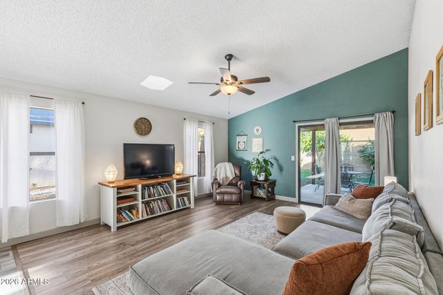 11921 N 76TH Lane, Peoria, AZ 85345