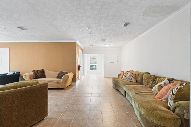 715 Elm Street, Fresno, TX 77545