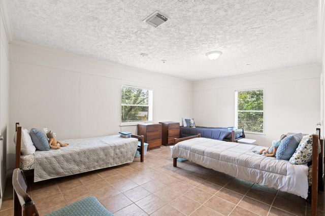 715 Elm Street, Fresno, TX 77545