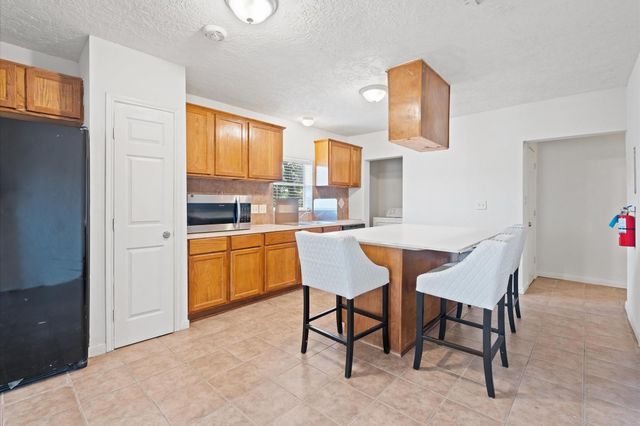 715 Elm Street, Fresno, TX 77545