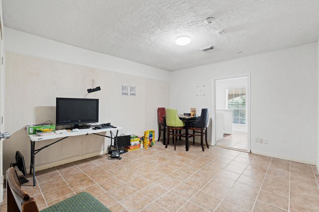 715 Elm Street, Fresno, TX 77545