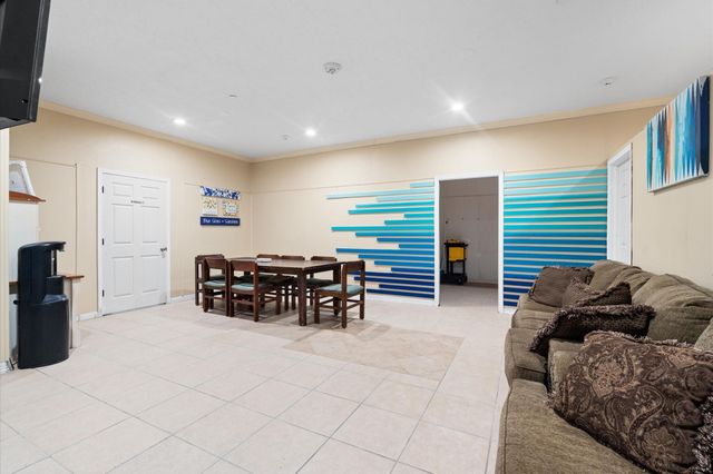 715 Elm Street, Fresno, TX 77545