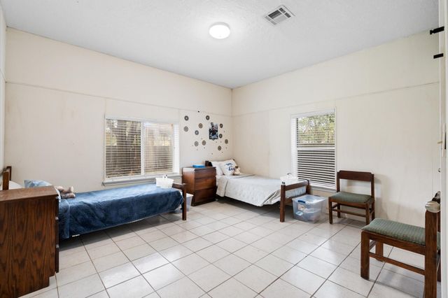 715 Elm Street, Fresno, TX 77545