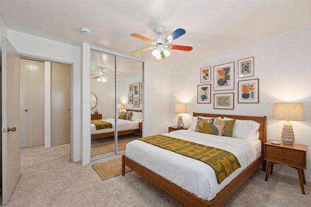 2504 Wanek Road D, Escondido, CA 92027