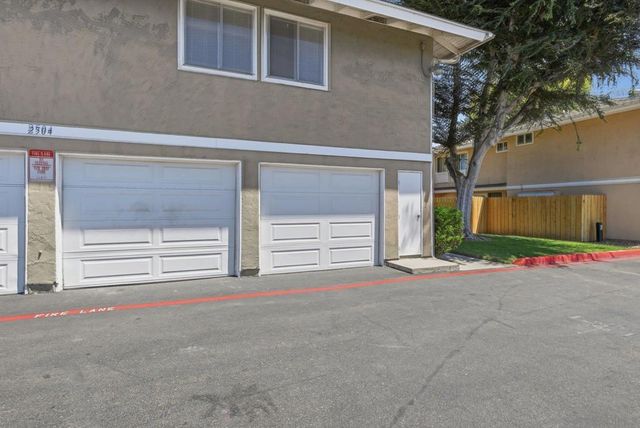 2504 Wanek Road D, Escondido, CA 92027