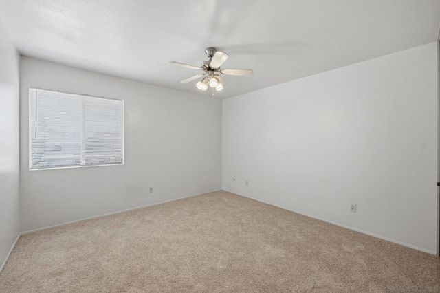 2504 Wanek Road D, Escondido, CA 92027