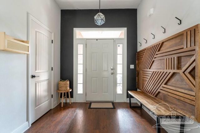 8734 Bradfield Dr, Pensacola, FL 32507