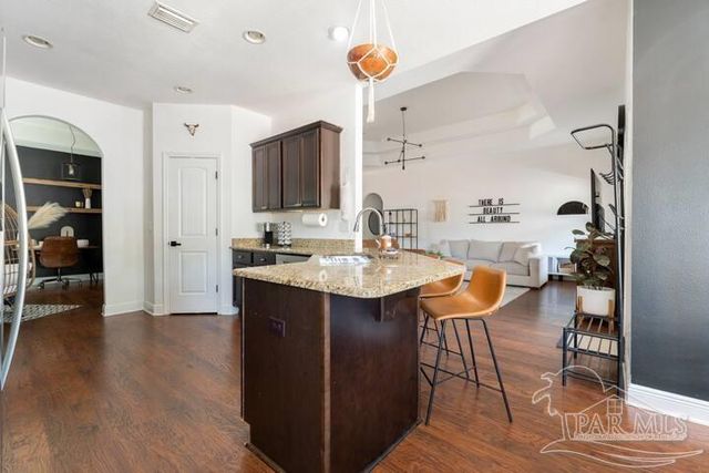 8734 Bradfield Dr, Pensacola, FL 32507