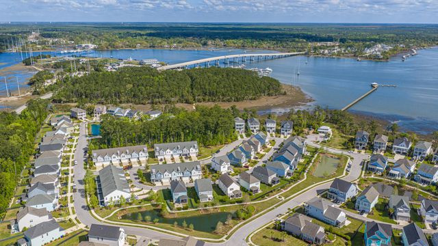 2912 Eddy Drive, Mount Pleasant, SC 29466