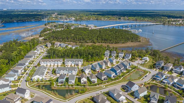2912 Eddy Drive, Mount Pleasant, SC 29466