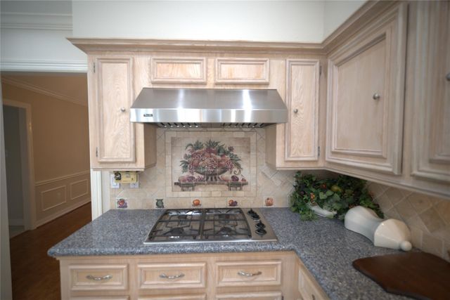 1839 Lake Winds Dr, Missouri City, TX 77459