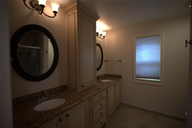 1839 Lake Winds Dr, Missouri City, TX 77459