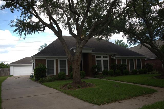 1839 Lake Winds Dr, Missouri City, TX 77459