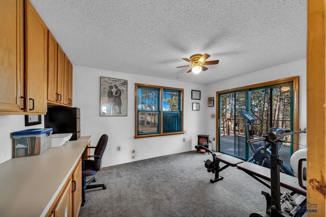 27835 CASCADE RD, Hot Springs, SD 57747