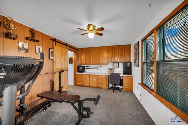 27835 CASCADE RD, Hot Springs, SD 57747