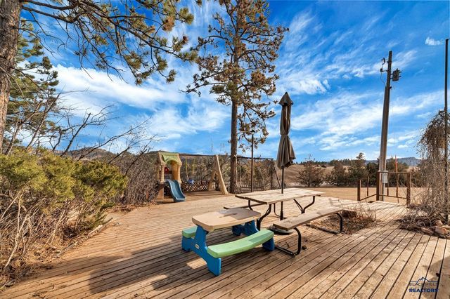 27835 CASCADE RD, Hot Springs, SD 57747