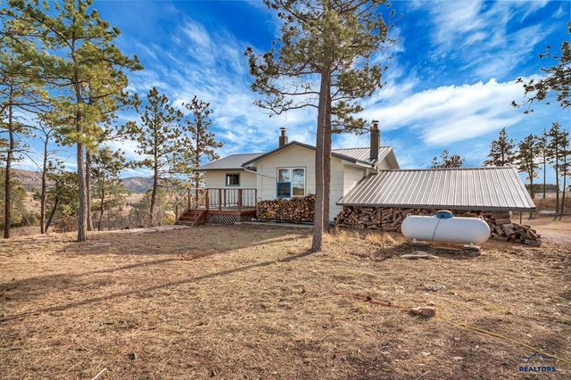 27835 CASCADE RD, Hot Springs, SD 57747