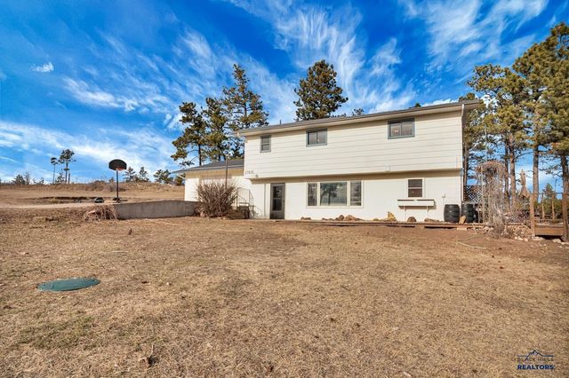 27835 CASCADE RD, Hot Springs, SD 57747