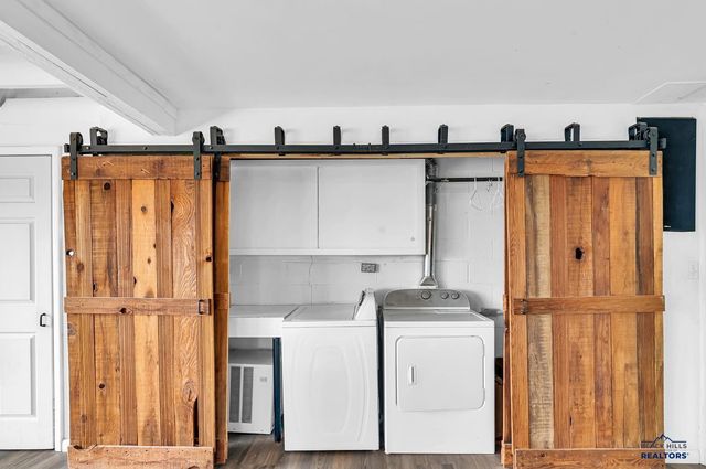 27835 CASCADE RD, Hot Springs, SD 57747