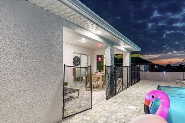 4405 Jacaranda Pkwy W, Cape Coral, FL 33993