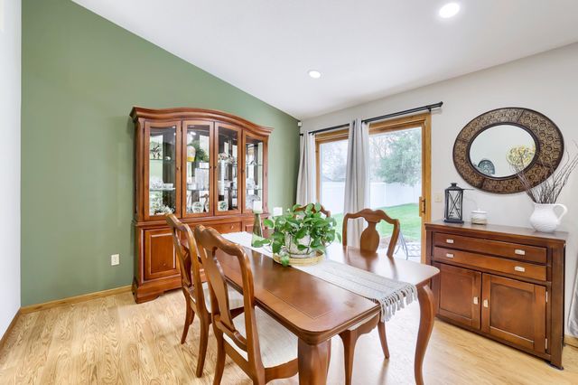 6008 91st Trail N, Brooklyn Park, MN 55443