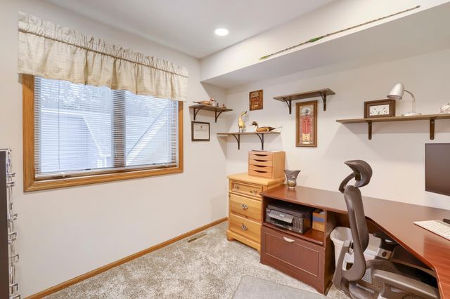 6008 91st Trail N, Brooklyn Park, MN 55443